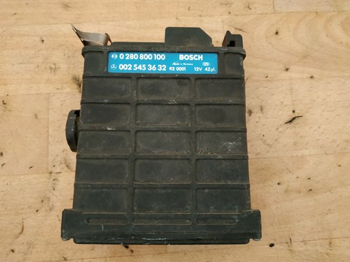 Mercedes Benz W201 2.0 Steuergerät Motorsteuergerät Steuerteil 0280000100 Bosch