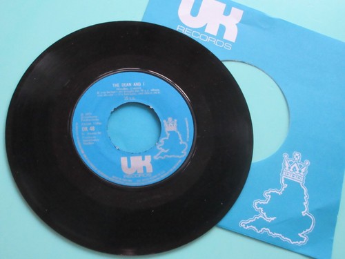 10cc- THE DEAN & I / BEE IN MY BONNET 7" VINYL SINGLE 1973 UK RECORDS UK48
