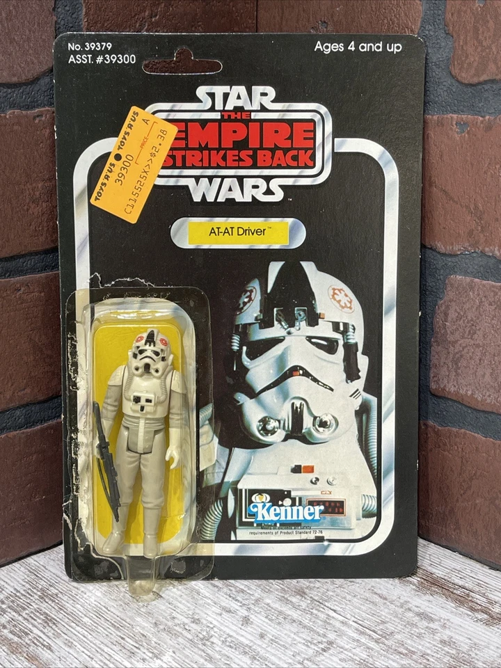 AT-AT DRIVER STAR WARS EL IMPERIO CONTRAATACA CON TARJETERO Y BURBUJA Foto 2 de 4
