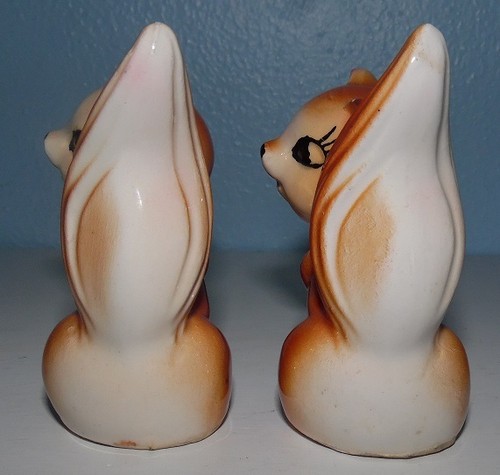 Vintage Squirrel Chipmunk Salt and Pepper Shaker Set - Cute little Guys - Picture 4 of 5