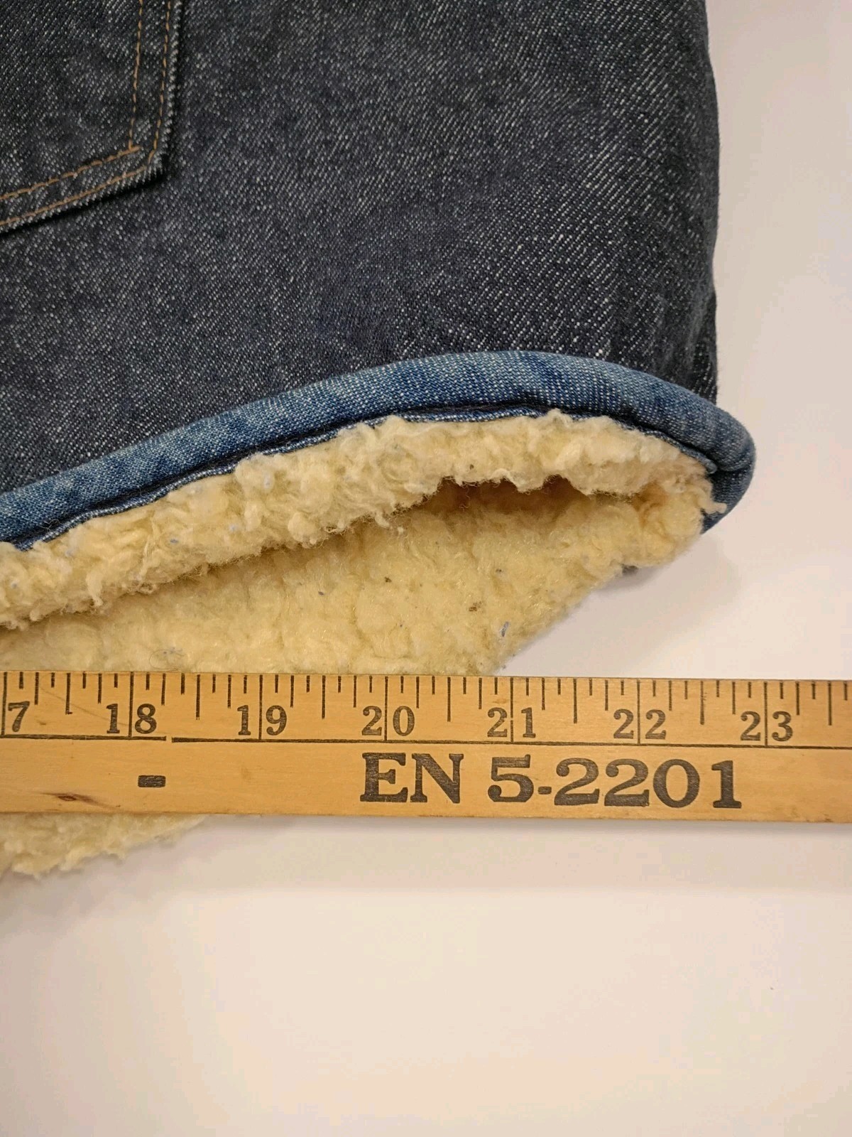 Vintage Carhartt Denim Boa Lined Snap Pocket Vest Men's Size XL Made  In USA thumbnail 8