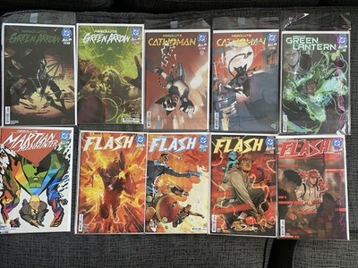 10 DC Absolute Comics ,Green Arrow, Green Lantern, Flash And Catwoman 1st Prints