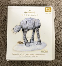 2006 Hallmark Keepsake Ornament Star Wars Imperial AT-AT and Rebel Snowspeeder