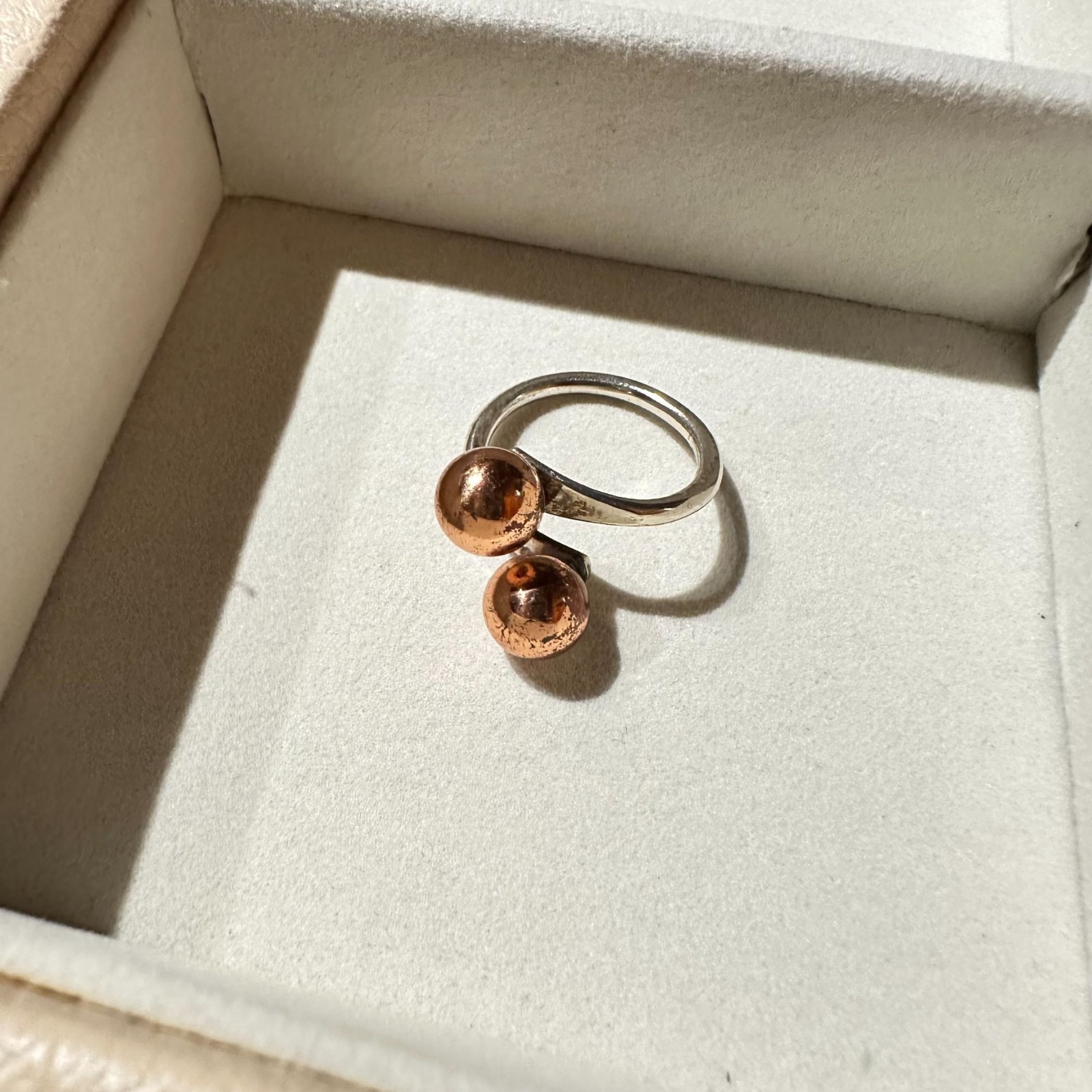 Vintage Silver-Filled Ring Size 6 3/4 Bi-pass Design Dual Copper-Toned Spheres