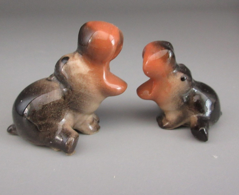 Retired Hagen Renaker Mama & Baby Open Mouth Hippo Figurines 2p Set