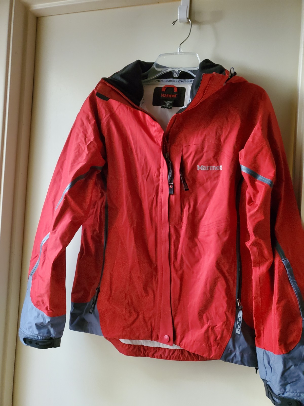 Marmot Raincoat Women's Size Small-image