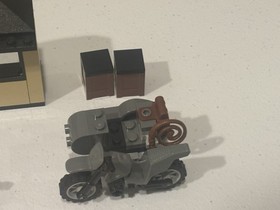 Lego INDIANA JONES MOTOTCYCLE CHASE #7620 W/ Minifigures & Manual