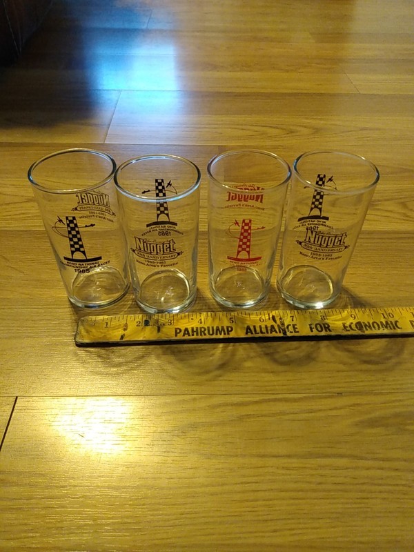 4 Juice Glasses 1985 30th Anniversary Nugget Great Graphics