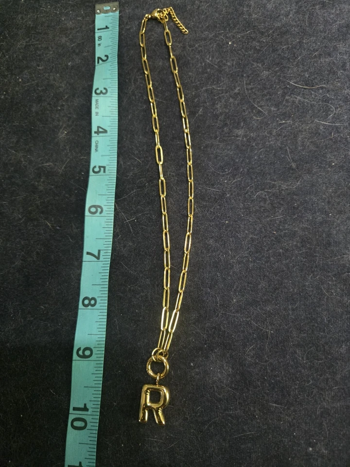 Collar Anthropologie Chapado en Oro 18k Monograma Letra 'R' Clip Cadena Foto 2 de 2