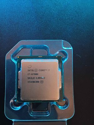 Intel Core i7-6700k cpu SR2L0 4.00ghz x549b300