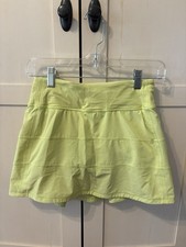 Lululemon Pace Rival Tall Skirt Size 2 Yellow Green Tennis Golf Athletic Skort