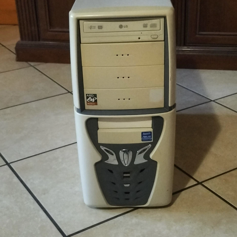 Gaming PC Windows XP GeForce 6200 LE 256MB Athlon 64 3500+ RAM2GB HDD160GB Asus - Bild 4 von 4