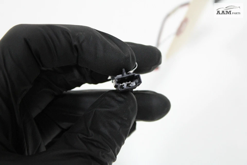 2017-2019 GMC ACADIA FRONT CENTER DASH SUPPORT BRACKET INTERIOR LIGHT OEM - Image 4 of 4