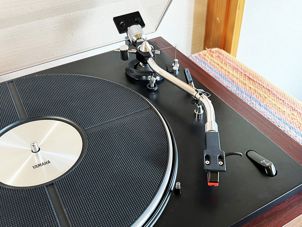 Yamaha YP-700 Belt Drive Record Player Already Maintained Yamaha YP-700 Belt Drive Record Player Already Maintained