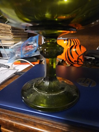 Vintage Indiana Green Glass Teardrop Pedestal Bowl 1970's - K1 - Picture 6 of 6