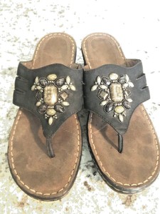 naturalizer soul sandals