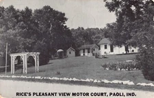 Postcard Rice's Pleasant View Motor Court in Paoli, Indiana