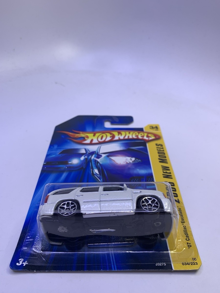 Hot Wheels 07 Cadillac Escalade White 2006 New Models Card | eBay
