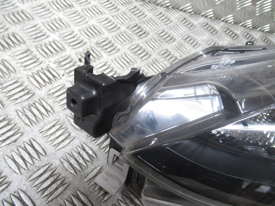 2023 MAZDA 2 SE-L DJ 1.5 PETROL MK3 5DRS HATCH FRONT LEFT LED HEADLIGHT *2114 — 第 2/4 张图片