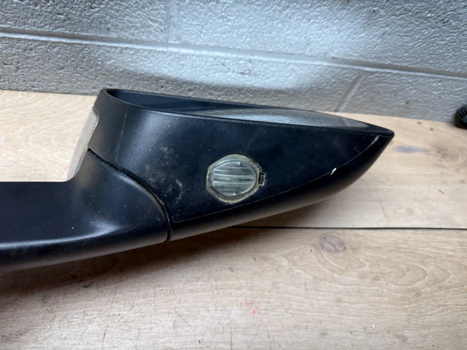 FORD FIVE HUNDRED 05-07 OEM FRONT RIGHT SIDE EXTERIOR VIEW MIRROR CHROME - Image 3 of 4