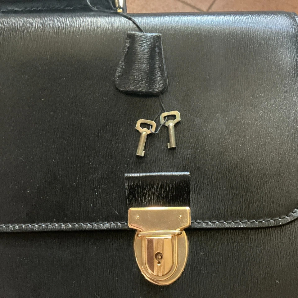 Porte Documents Cartable A3 Tout Cuir Le tanneur Neuf Spécial Rentrée  - Photo 3/4
