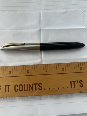 Vintage W.A. Sheaffer Pen Co. Black Fountain Pen W/ 14k Gold Nib Lifetime