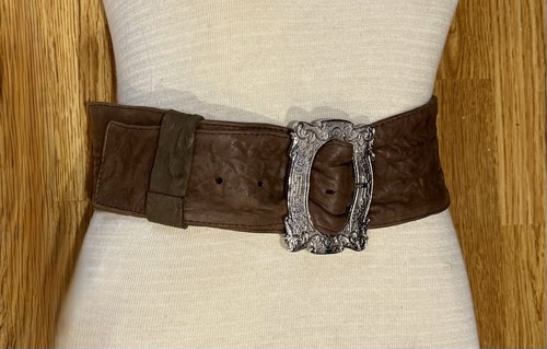 B-Low The Belt Wide Belt Soft Brown Embossed Leather Silver Western Buckle Sz XS - Picture 12 of 17