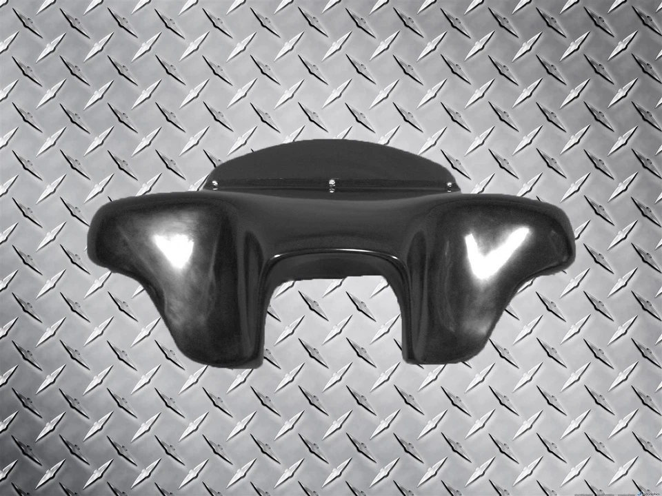 Headlight Batwing Fairing with Radio + (4) Speakers - Harley Softail Fatboy  - Image 4 of 4