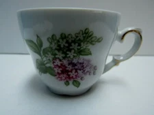 VTG 1950-60s  BAVERIA SCHUMANN ARZBERC-  GOLD TRIM - DEMITASSE & SAUCER  GERMANY