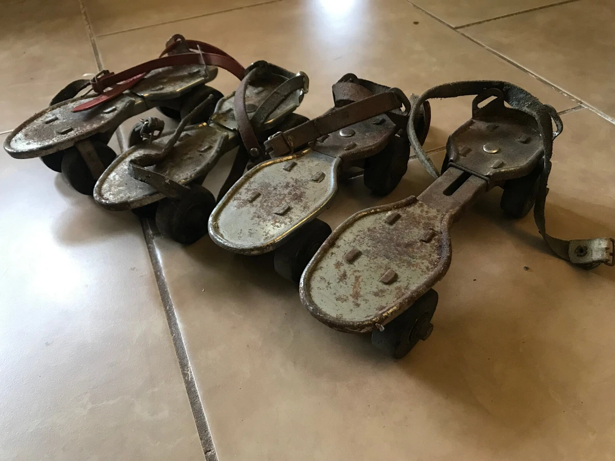 Patins à roulettes antiques - Patins à roulettes de taille réglable à 3