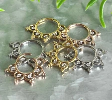 1pc Gem Center Petals Hinged Segment Ring 16g Septum Clicker Helix Orbital Daith