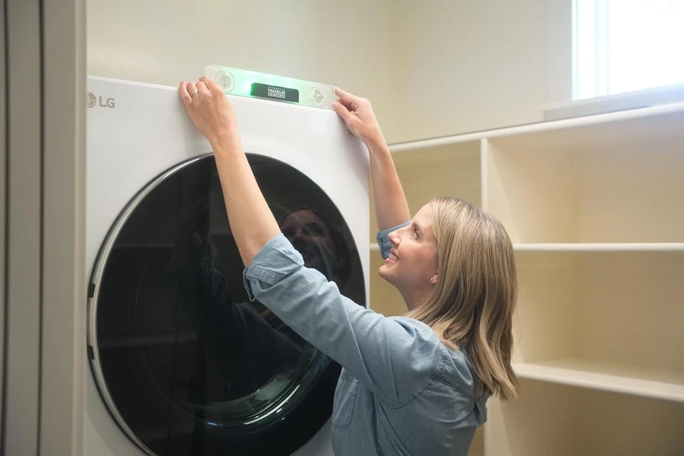 Franklin Sensors Light Level/Digital, Electronic, 12-inch Magnetic Torpedo Level - Image 4 of 4