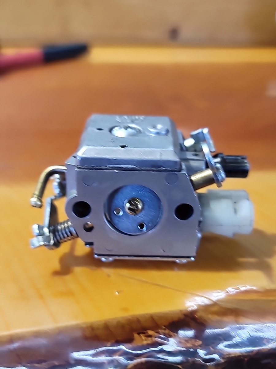 Used Zama EL18 C3-EL18 Carburetor - Husqvarna 340 345 350 353
