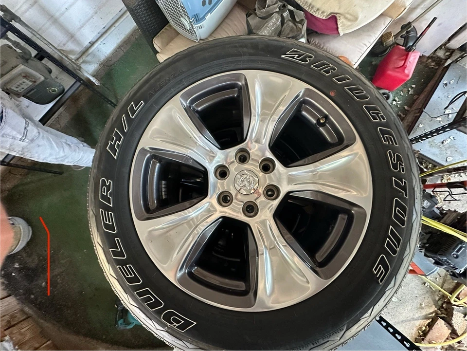 RAM 1500 2019 20” ruedas OEM solo recogida sin entrega Foto 3 de 4