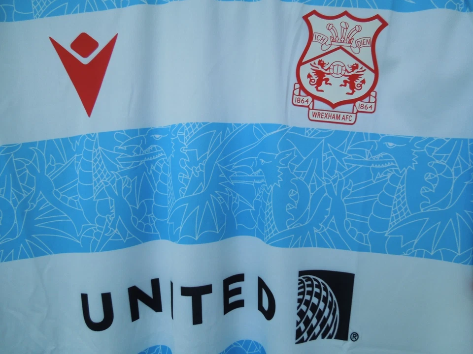 Tercera camiseta Wrexham AFC, 2025/26, Macron, grande Foto 2 de 4