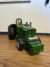 John Deere Custom Pulling Tractor  1/16 Scale