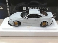 AUTOart Toyota 86 Metallic White ROCKET BUNNY 86 1/18