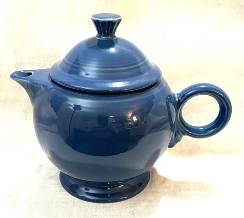 Fiesta® Lapis Blue Large Ring Handled Teapot c. 2013 HLC Mint Fiestawear