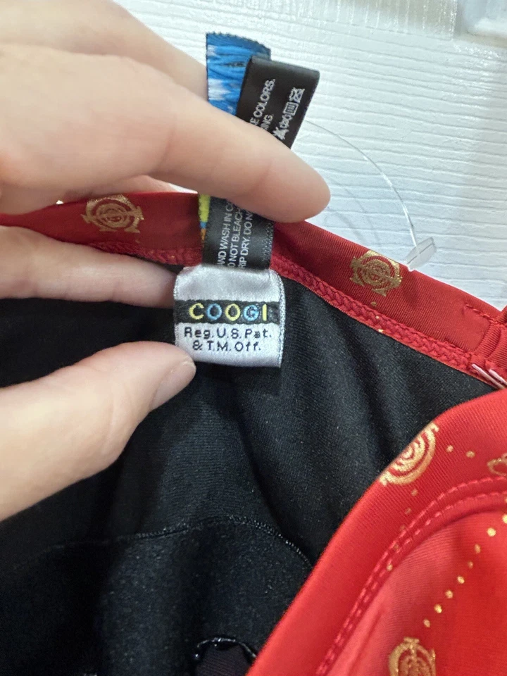 Coogi 2X Rojo Dorado Logo Tankini Traje de Baño Top Bikini Traje de Baño Playa Ropa de Resort Foto 4 de 4