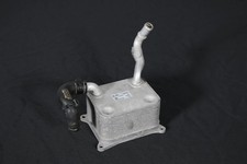 079117015A Ölkühler Kühler Audi RS4 8E 8K S5 8T A8 4E Q7 4L VW Touareq 7L 7P 4.2