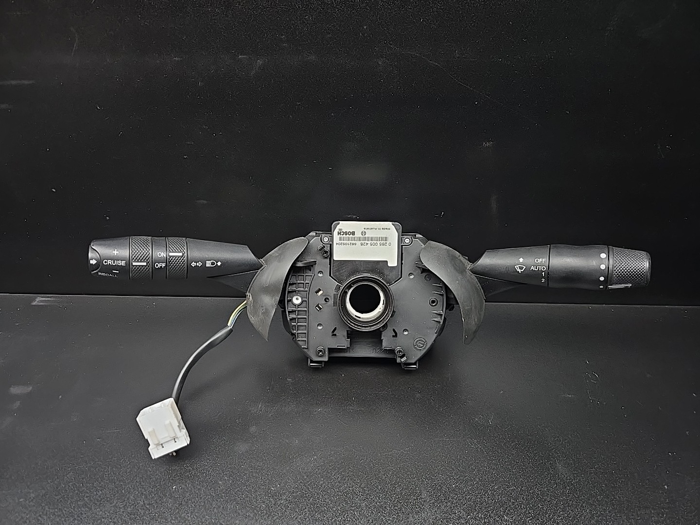 03-19 Maserati GranTurismo GranCabrio M145 Steering Column Switch 281701 OEM