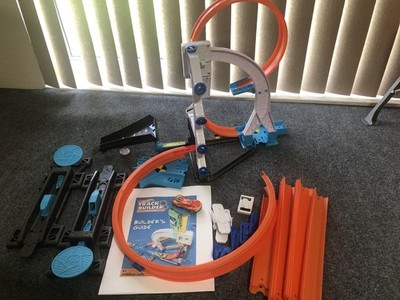 Hot Wheels Track Builder Stunt Kit Complete