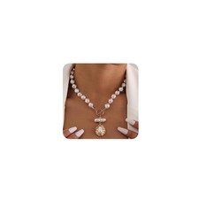Pearls Choker Necklace for Women Boho Shell Pendant Necklace Chain Fashion Jewel