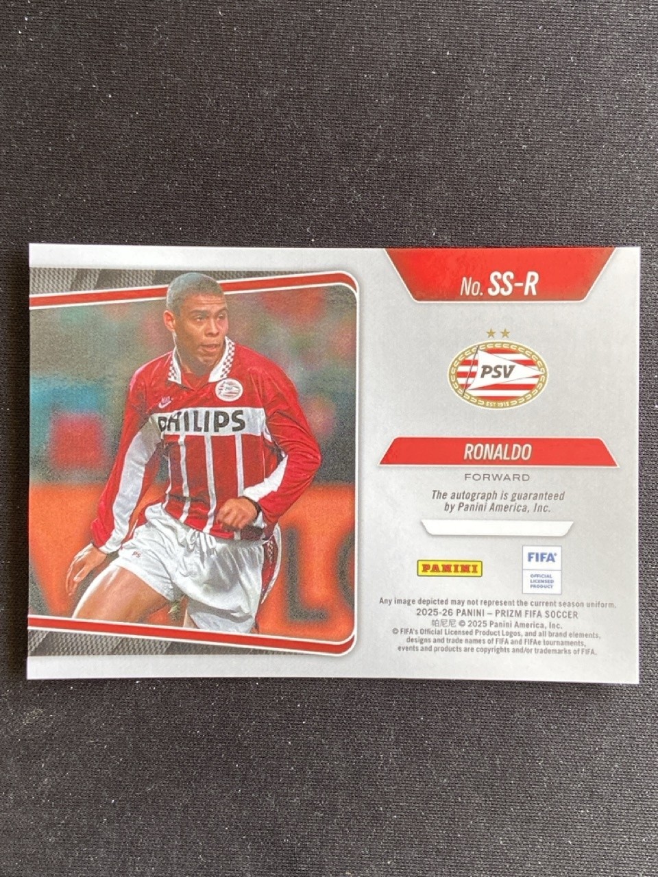Ronaldo 2025-26 Panini Prizm FIFA Sensational Signatures Auto #SS-R -fd1 view 2