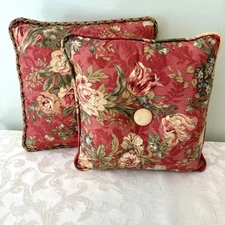 VTG French Country Floral & Stripe Reversible Cotton Throw Pillows 12 & 14”SET 2