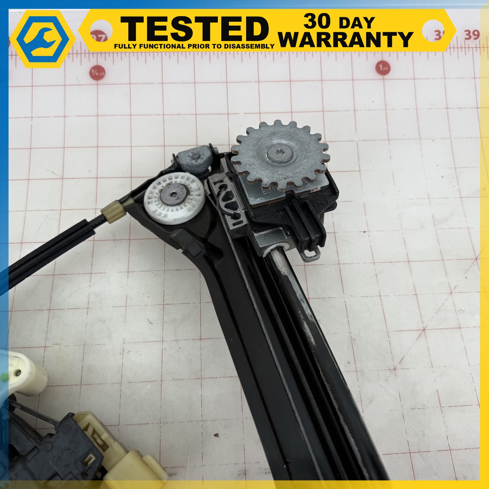 14-17 MASERATI GHIBLI FRONT RIGHT SIDE DOOR WINDOW REGULATOR W/ MOTOR OEM
