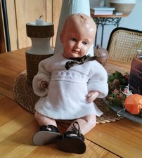 Urige  Puppe Minerva , mit Massekörper , 28 cm, antik