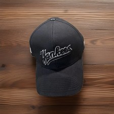 New York Yankees Black Baseball Cap 9FORTY Style - Script Logo Embroidered