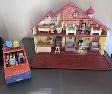 Bluey Family Home Playset Heeler House With Car Figures And Accessories