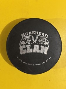 OLD VINTAGE HOCKEY PUCK -  BRAEHEAD CLAN